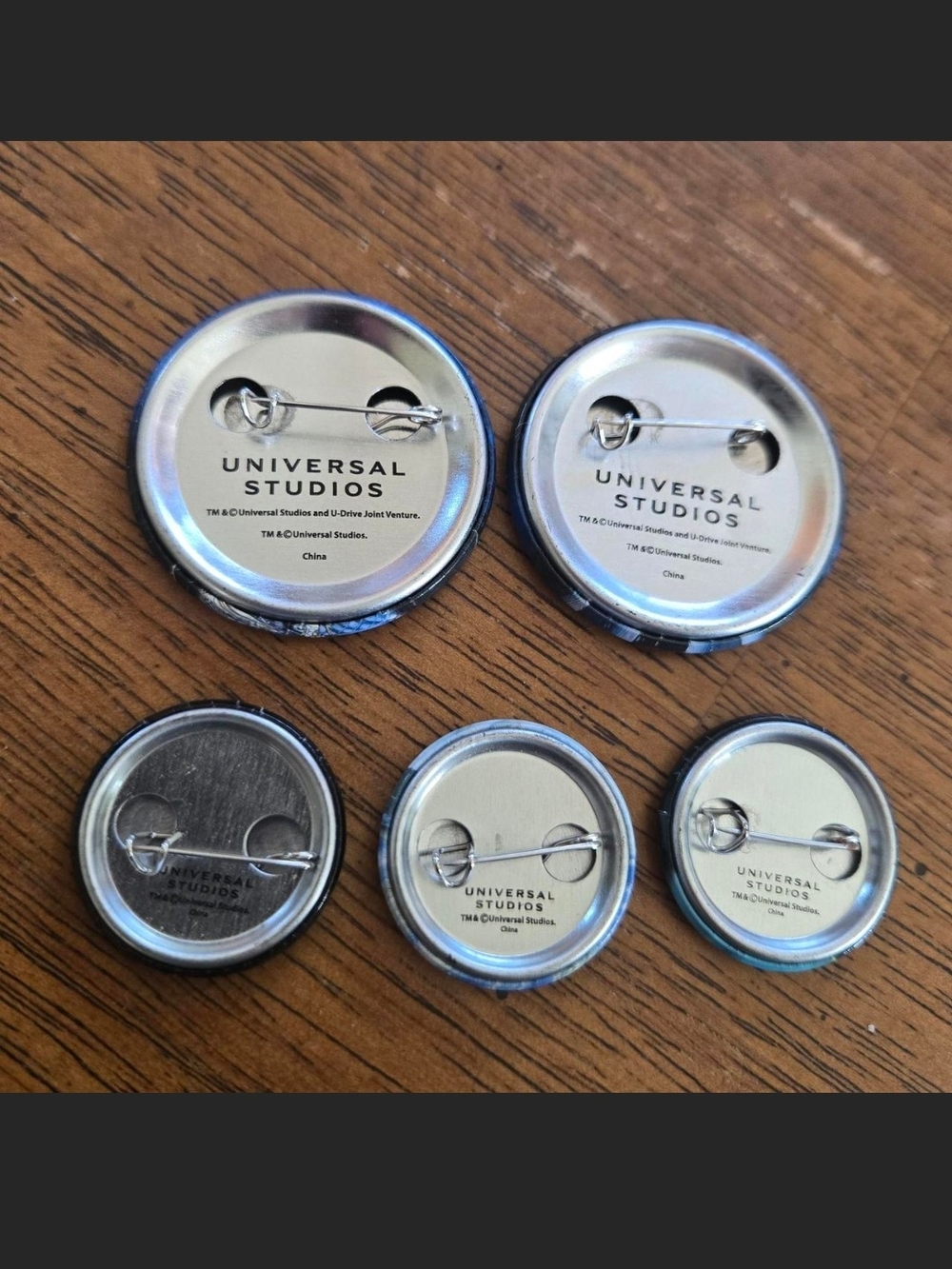 Universal Studios Pin/button Set - Picture 2 of 2